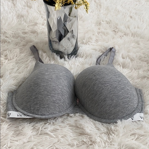 Grey!!!! Victoria’s Secret Bra! - Picture 1 of 3